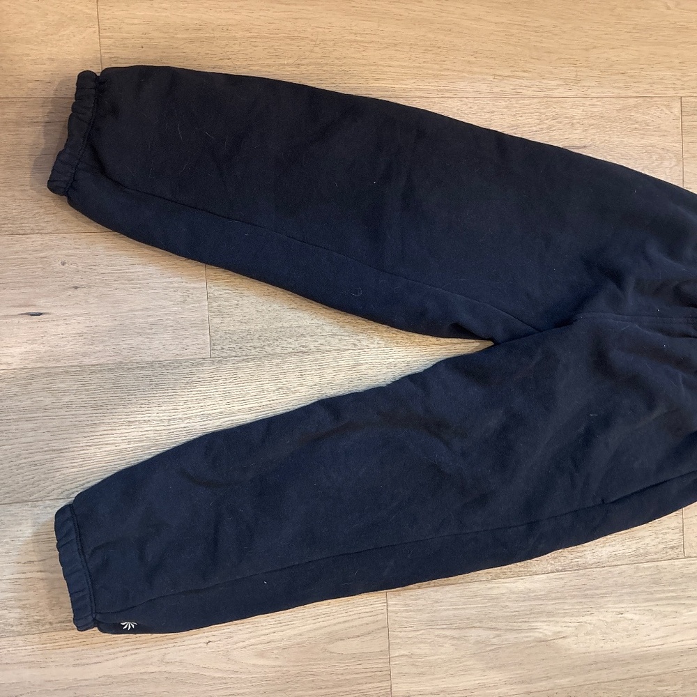 Size small girls Athleta sweatpants
